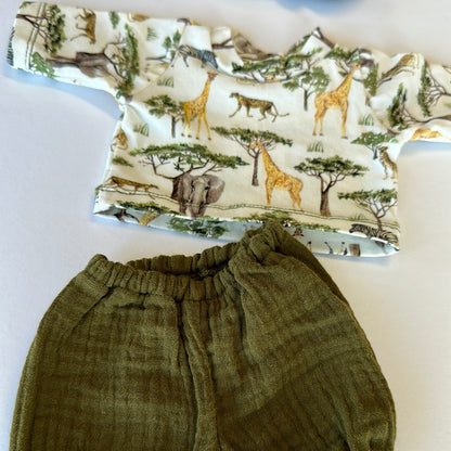 Poppenkleding | korte broek en Safari print | 3 delig setje